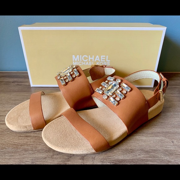 Michael Kors Luna Flat Cognac Sandals Size 6 - Picture 1 of 5